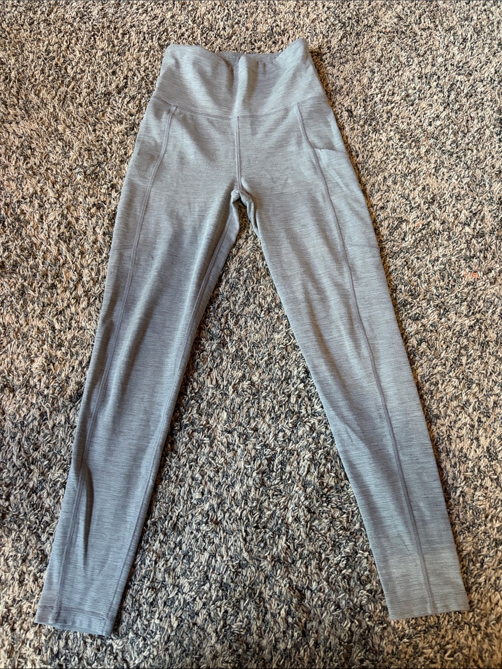American Eagle Light Gray Everyday Pocket Leggings